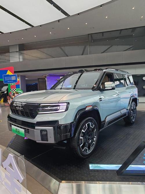 惠州340比亚迪方程豹硬派越野的爆款，英菲尼迪35周年与你共成长